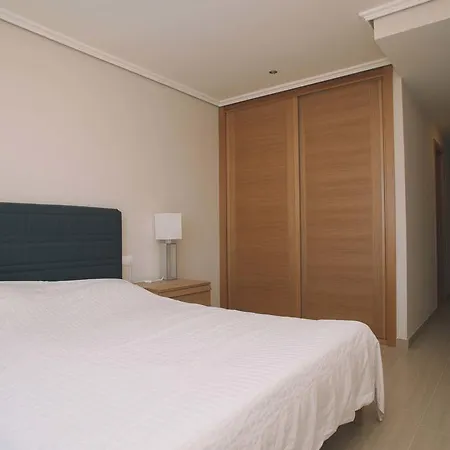 فيستا روجا *