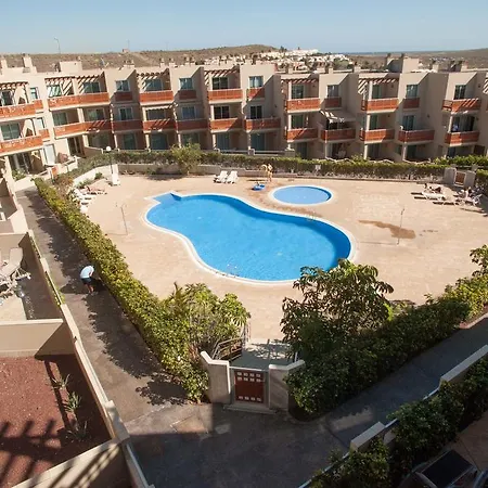 فيستا روجا *