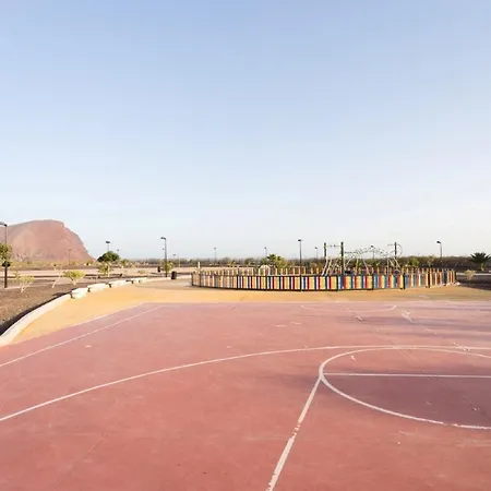 فيستا روجا شقة *