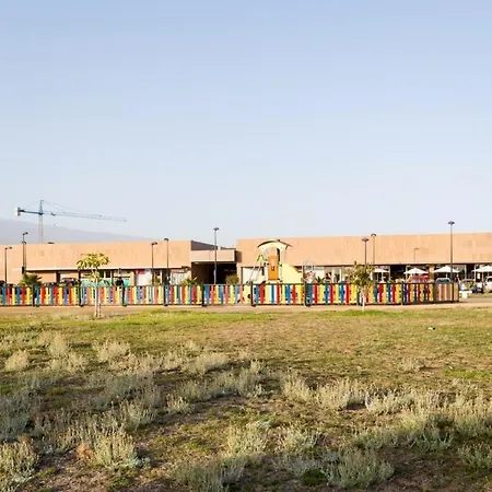 فيستا روجا شقة *